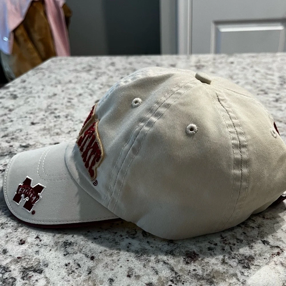 Mississippi State College hat cap Team Starter adjustable hat cap